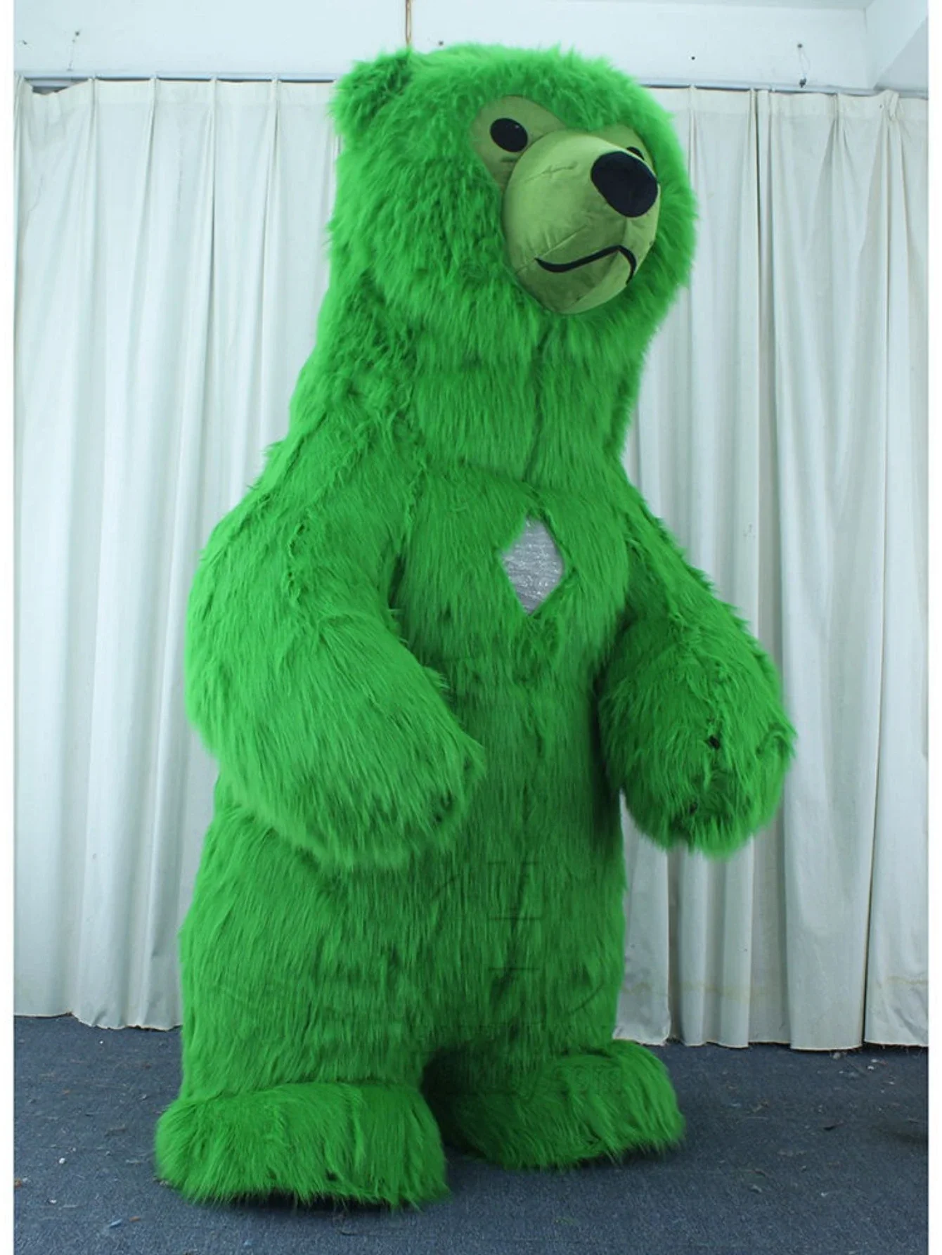 Furry Green Bear Inflatable Ma - Suits 评论和价格